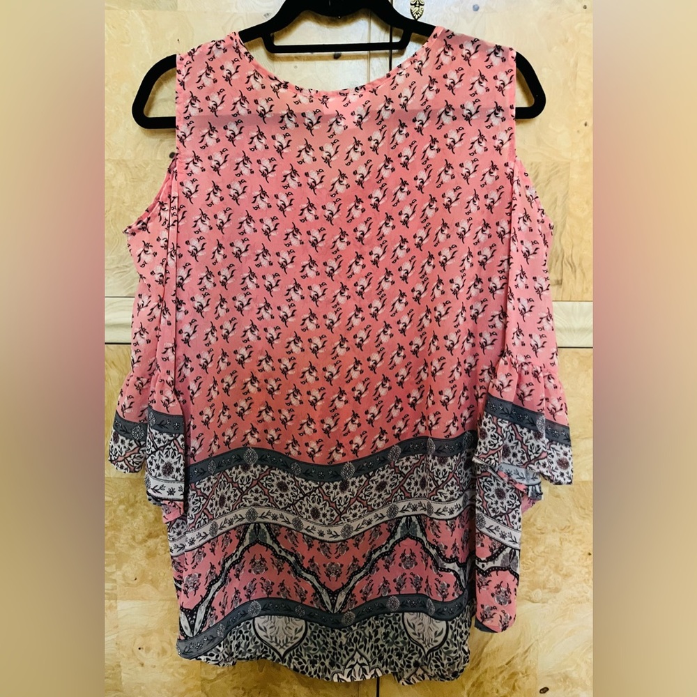 Style & Co. Cold-Shoulder Tunic Size L Pink/Peach Gray White Black - Picture 3 of 8